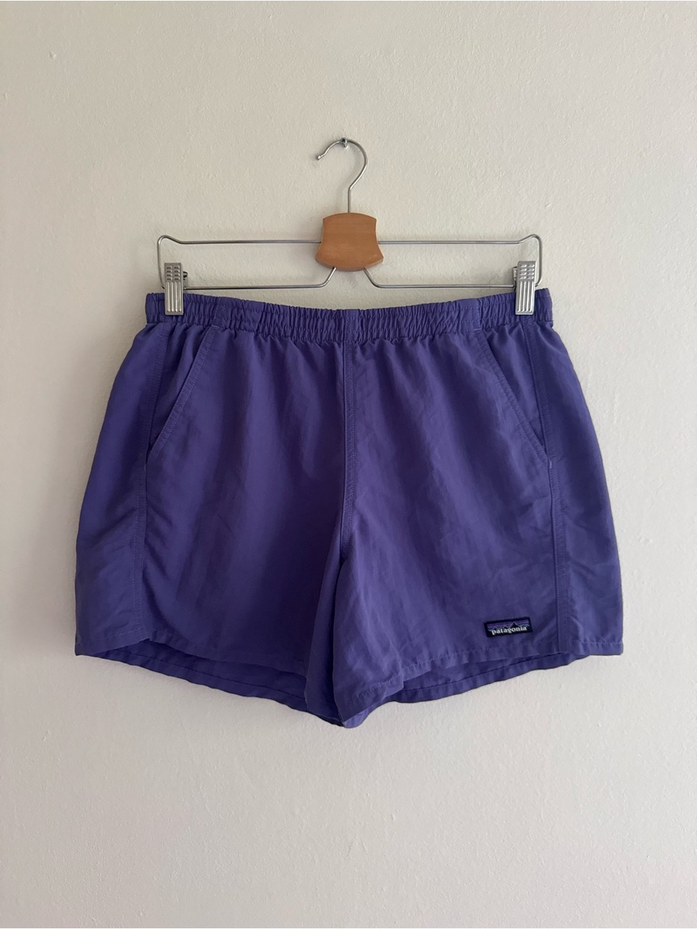 NWOT Patagonia baggies shorts purple medium 5”